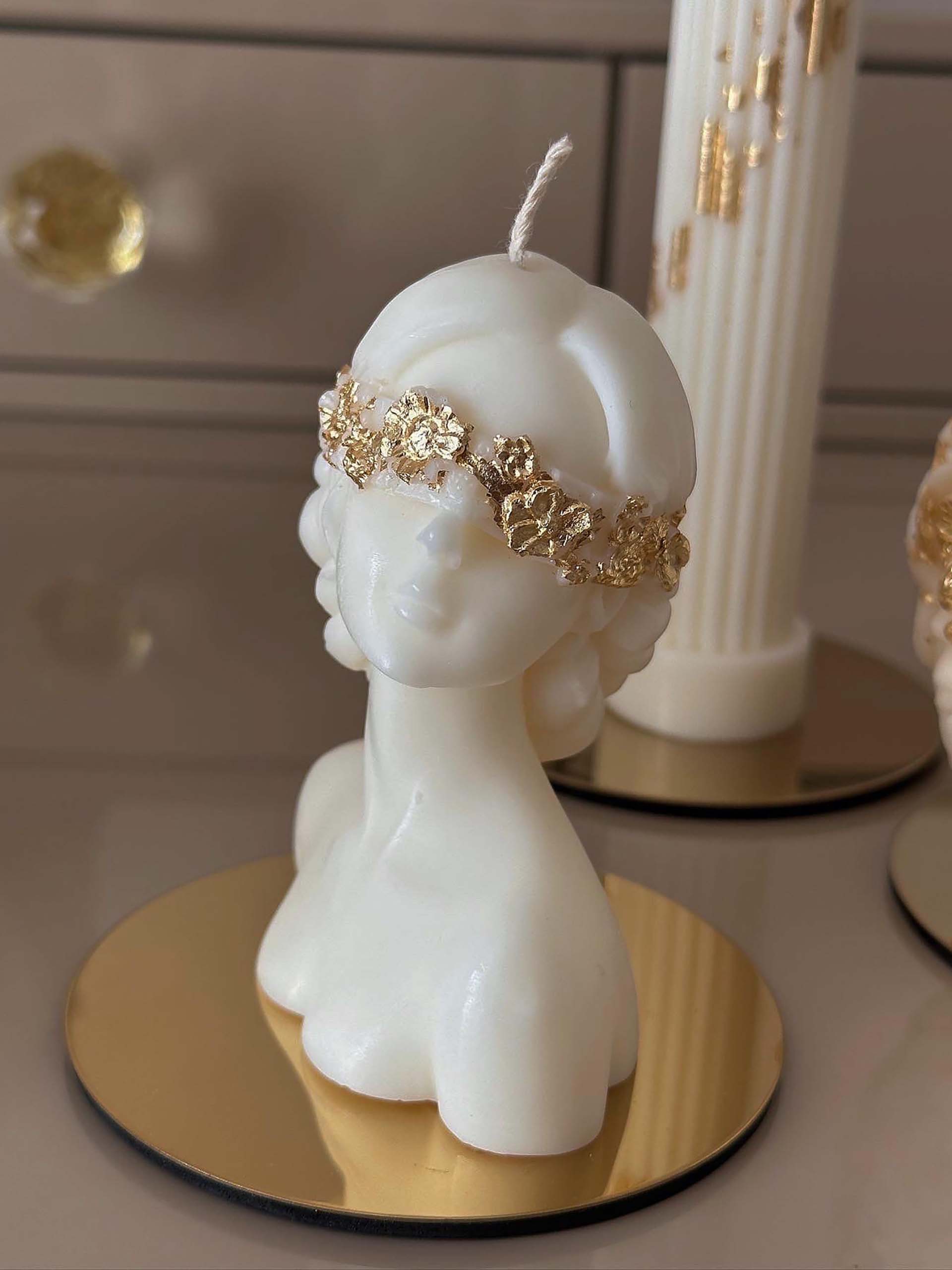 Fata "Gold Details"