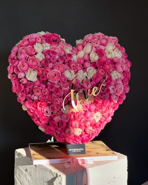 Compoziție Florală „Inimă” pe suport