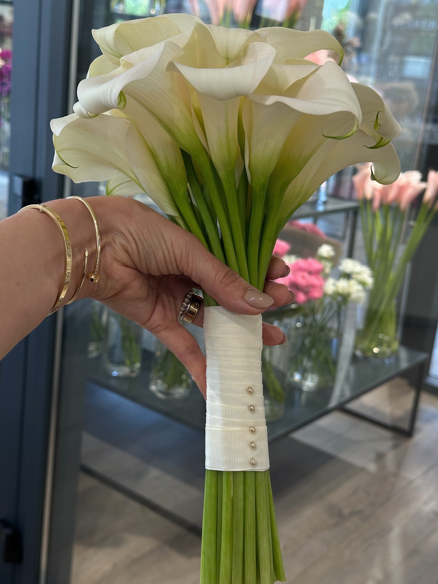 Bridal CALLA bouquet - imagine 3