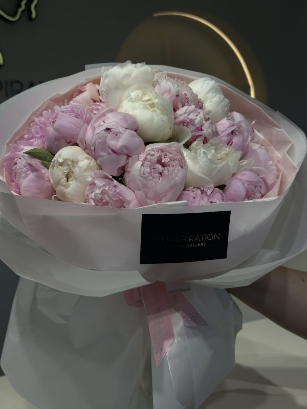 white & pink PEONY - imagine 6