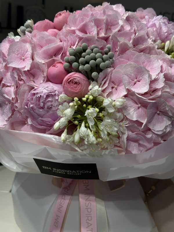 Gorgeous pink Bouquet - imagine 3