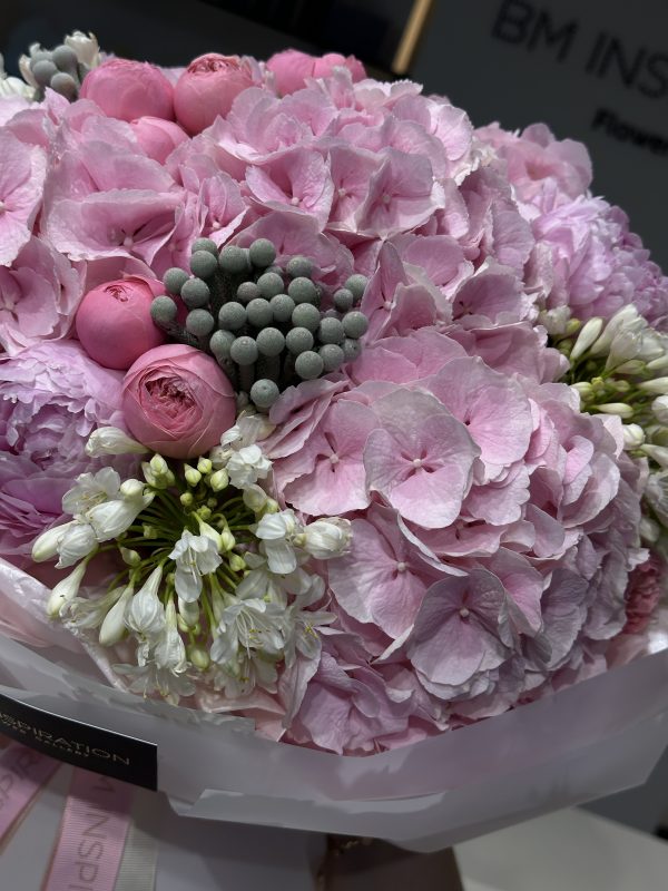 Gorgeous pink Bouquet - imagine 2