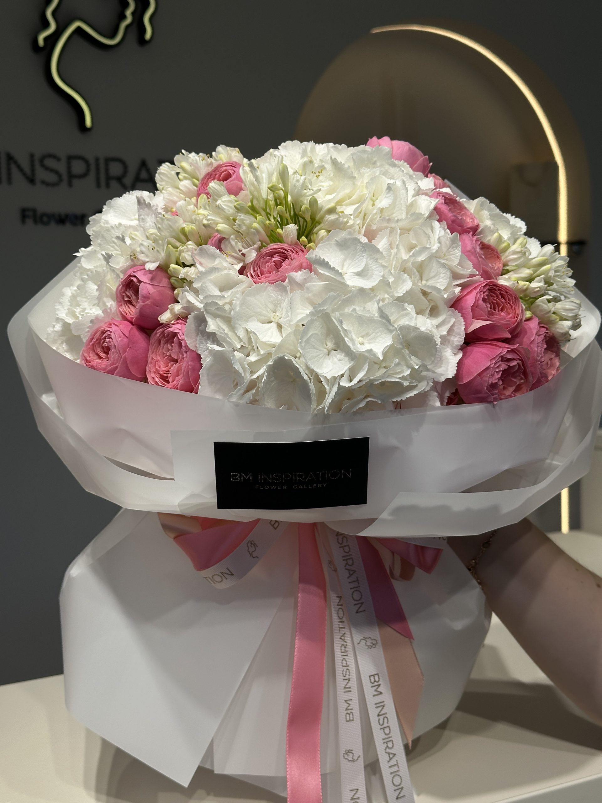 WHITE Hydrangea & Silva Pink