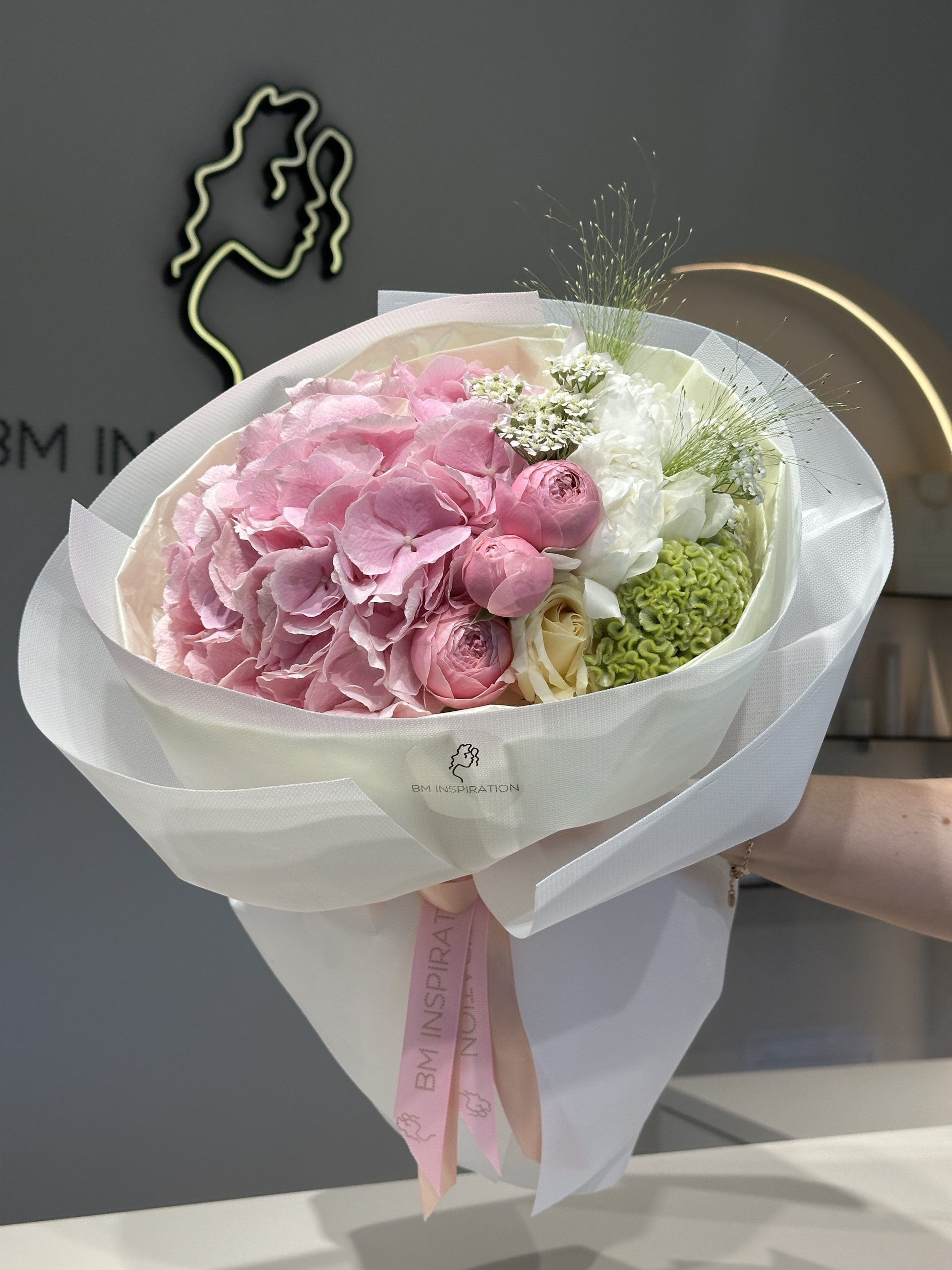 withe COMPLEMENT bouquet